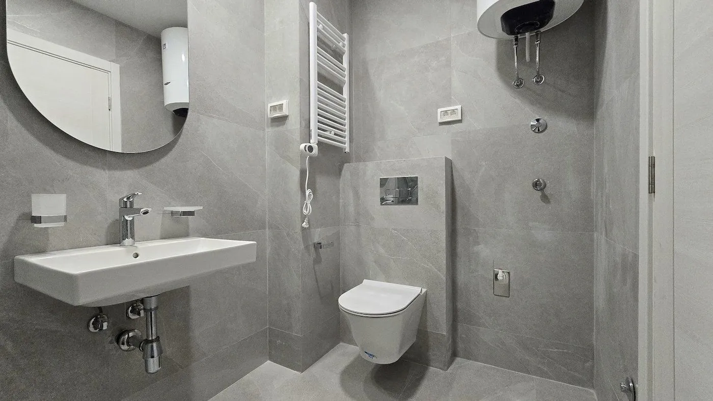 Rent, office space, 93m², Central Point, Podgorica