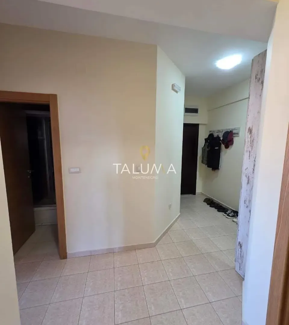 Prodaja, dvosoban stan, 82m², Zabjelo, Podgorica