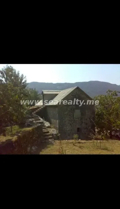 Prodaja, kuća, 150m², Limljani, Bar