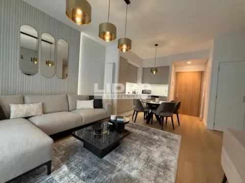 Izdavanje, trosoban stan, 76m², Savski Venac, Beograd - image 5