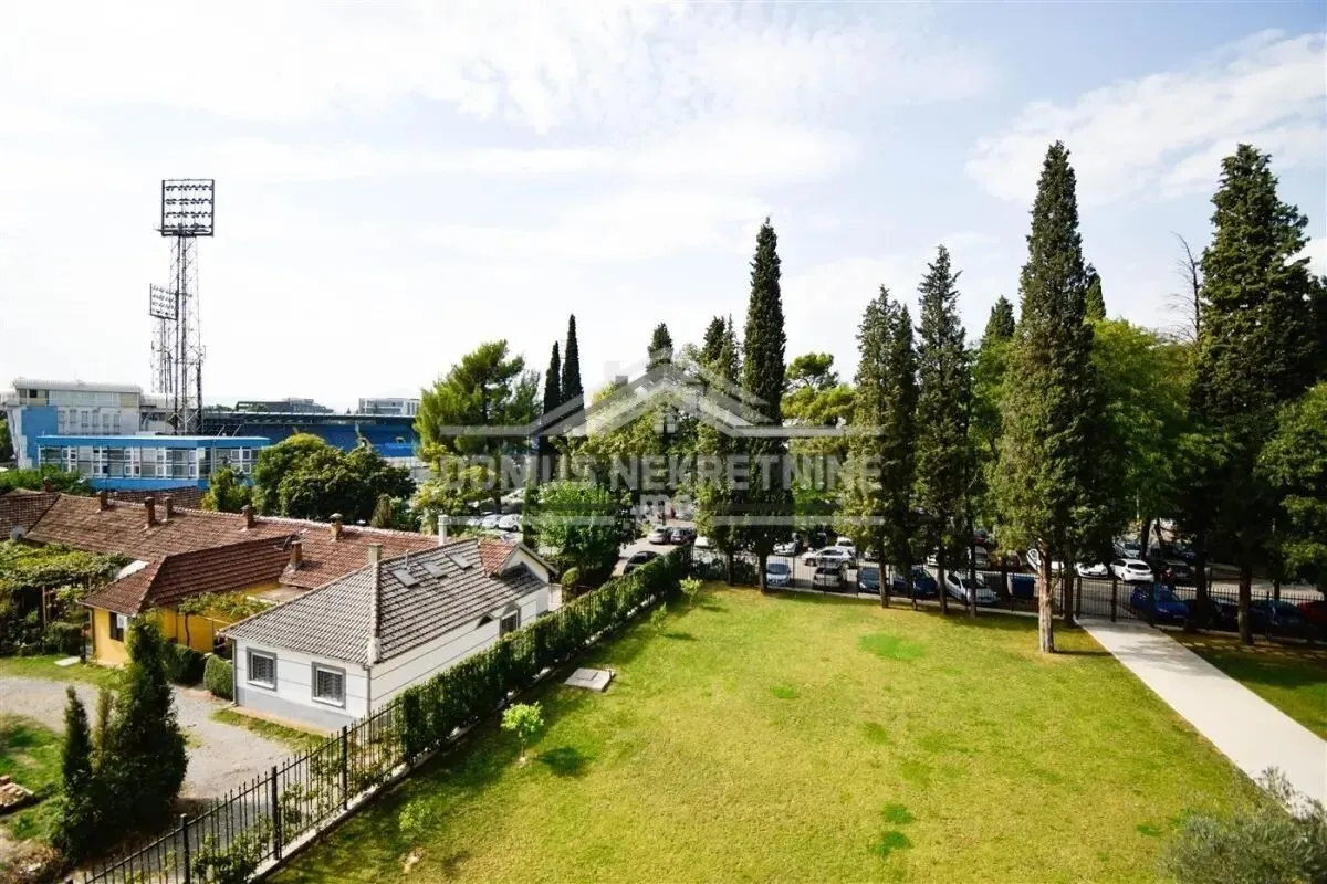 Rent, one bedroom apartment, 55m², Gorica C, Podgorica