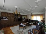 Izdavanje, kuća, 330m², Sremska Kamenica, Petrovaradin - image 8