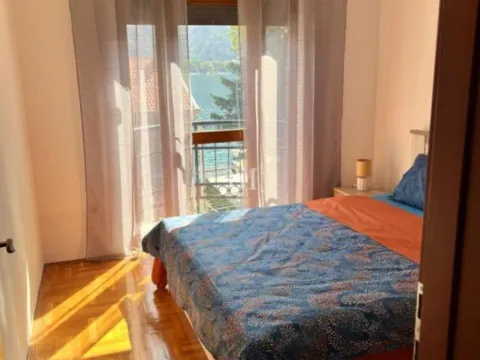 Izdavanje, dvosoban stan, 88m², Muo, Kotor - image 7
