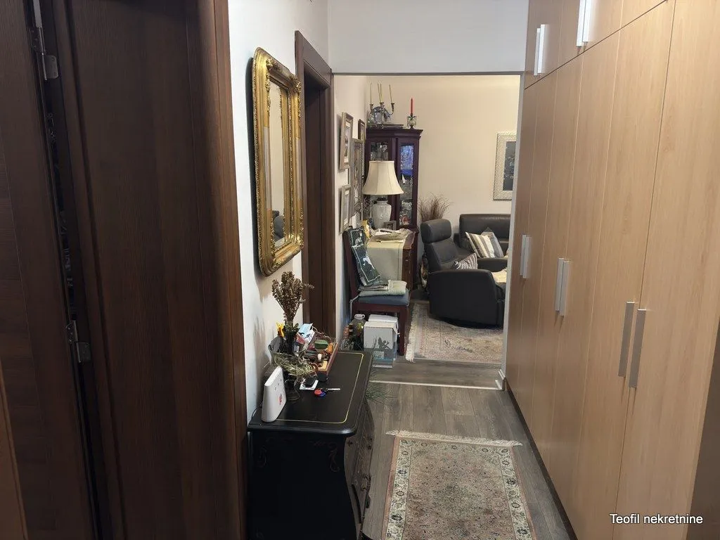 Prodaja, trosoban stan, 73m², Palilulska Pijaca, Palilula Sve Podlokacije