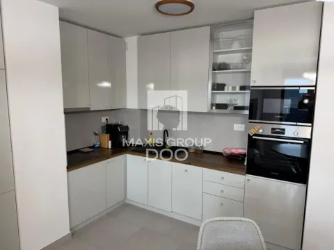 Prodaja, trosoban stan, 93m², Zemun Kalvarija, Zemun Sve Podlokacije - image 16