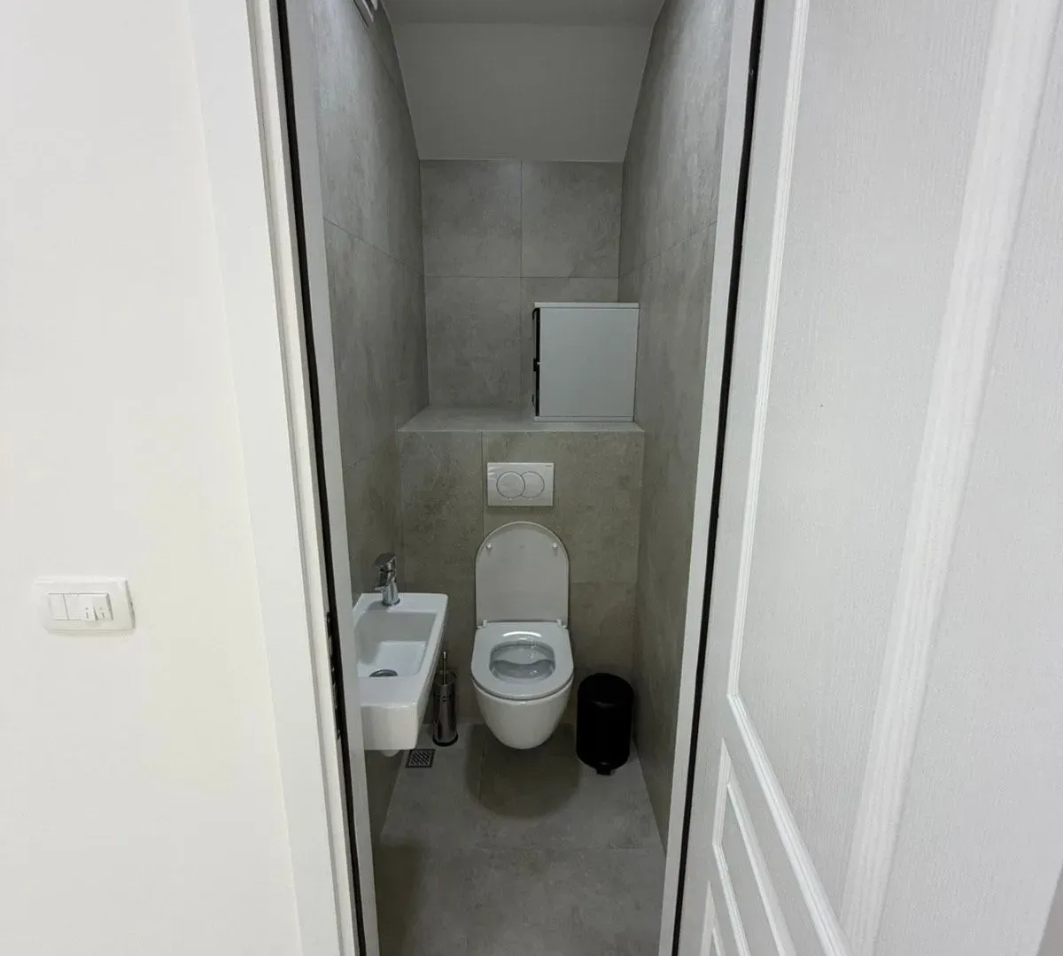Rent, office space, 57m², Krivi Most, Podgorica