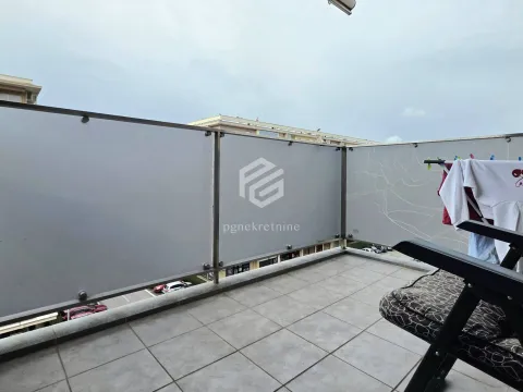 Sale, three bedroom apartment, 72m², City Kvart, Podgorica - image 20