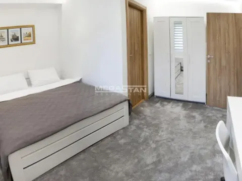 Sale, house, 195m², Vračar Hram, Vračar Sve Podlokacije - image 12