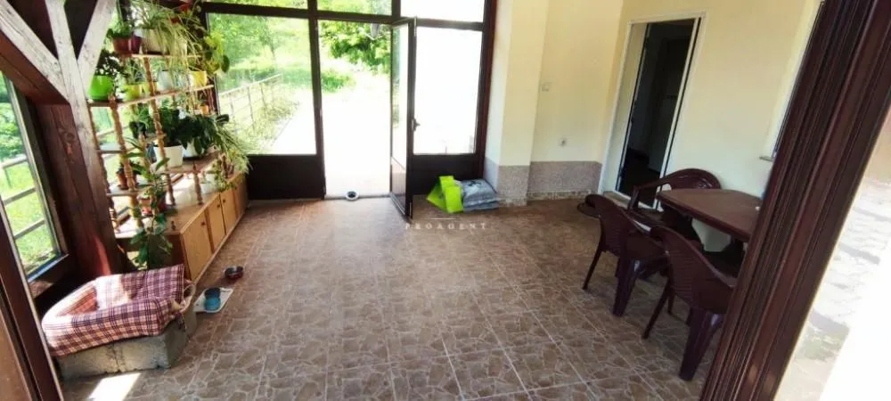 Prodaja, kuća, 280m², Gadžin Han, Srbija