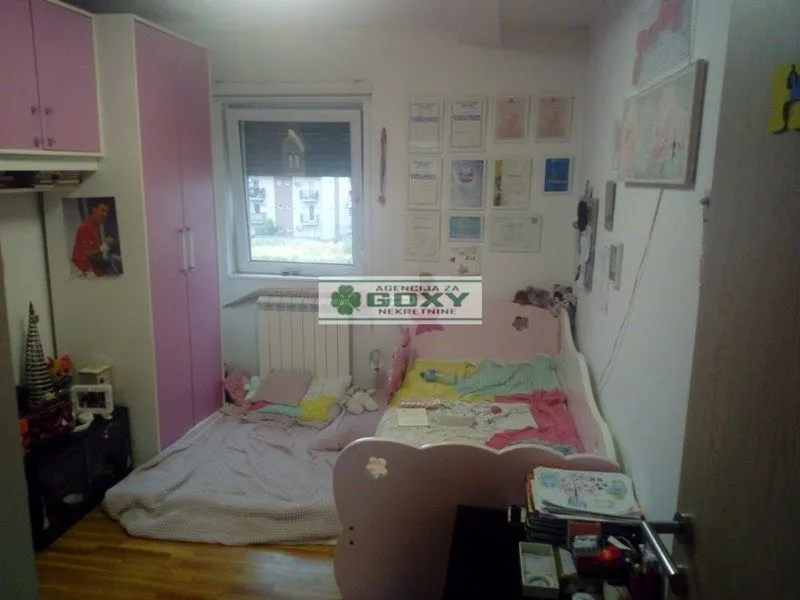 Sale, three bedroom apartment, 75m², Altina, Beograd