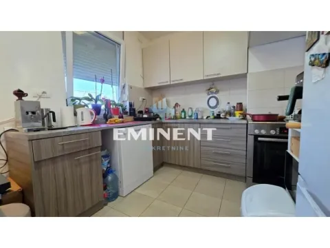 Prodaja, trosoban stan, 90m², Cvetkova Pijaca, Zvezdara Sve Podlokacije - image 4
