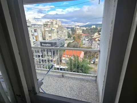 Rent, one bedroom apartment, 36m², Pejton, Podgorica - image 16
