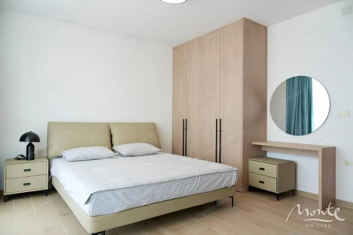 Sale, office space, 1800m², Lapčići, Budva