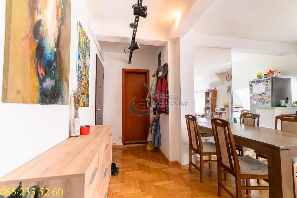 Sale, three bedroom apartment, 119m², Lekino Brdo, Voždovac Sve Podlokacije