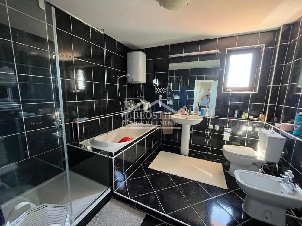 Prodaja, kuća, 126m², Centar, Smederevo