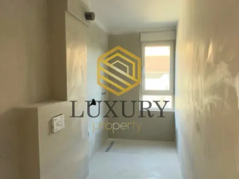 Sale, one bedroom apartment, 55m², Momišići, Podgorica - image 2