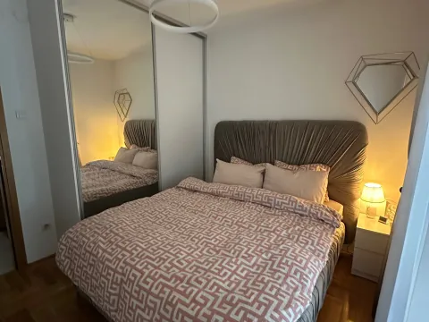 Rent, one bedroom apartment, 44m², Blok 9, Podgorica - image 8