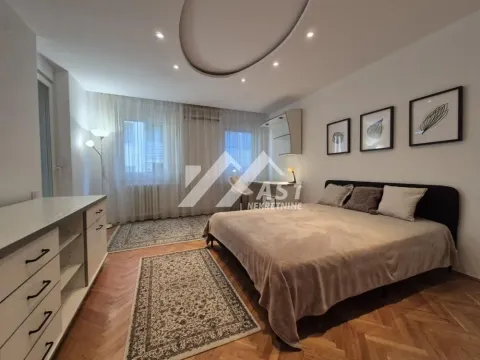Izdavanje, trosoban stan, 92m², Centar, Novi Sad - image 7