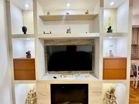 Izdavanje, dvosoban stan, 60m², Zabjelo, Podgorica - image 1