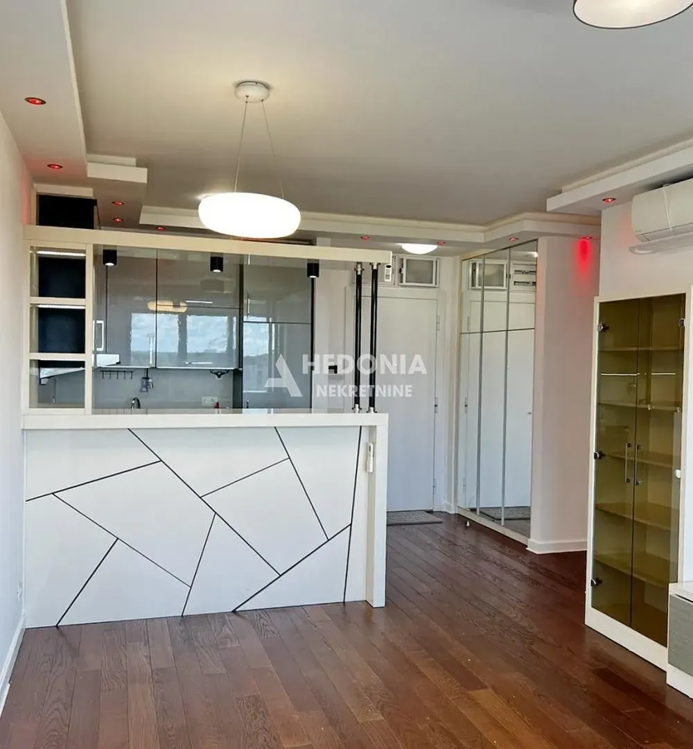 Sale, four bedroom apartment, 88m², Novi Beograd Sve Podlokacije, Beograd