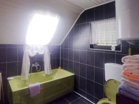 Sale, house, 262m², Loznica, Srbija - image 6