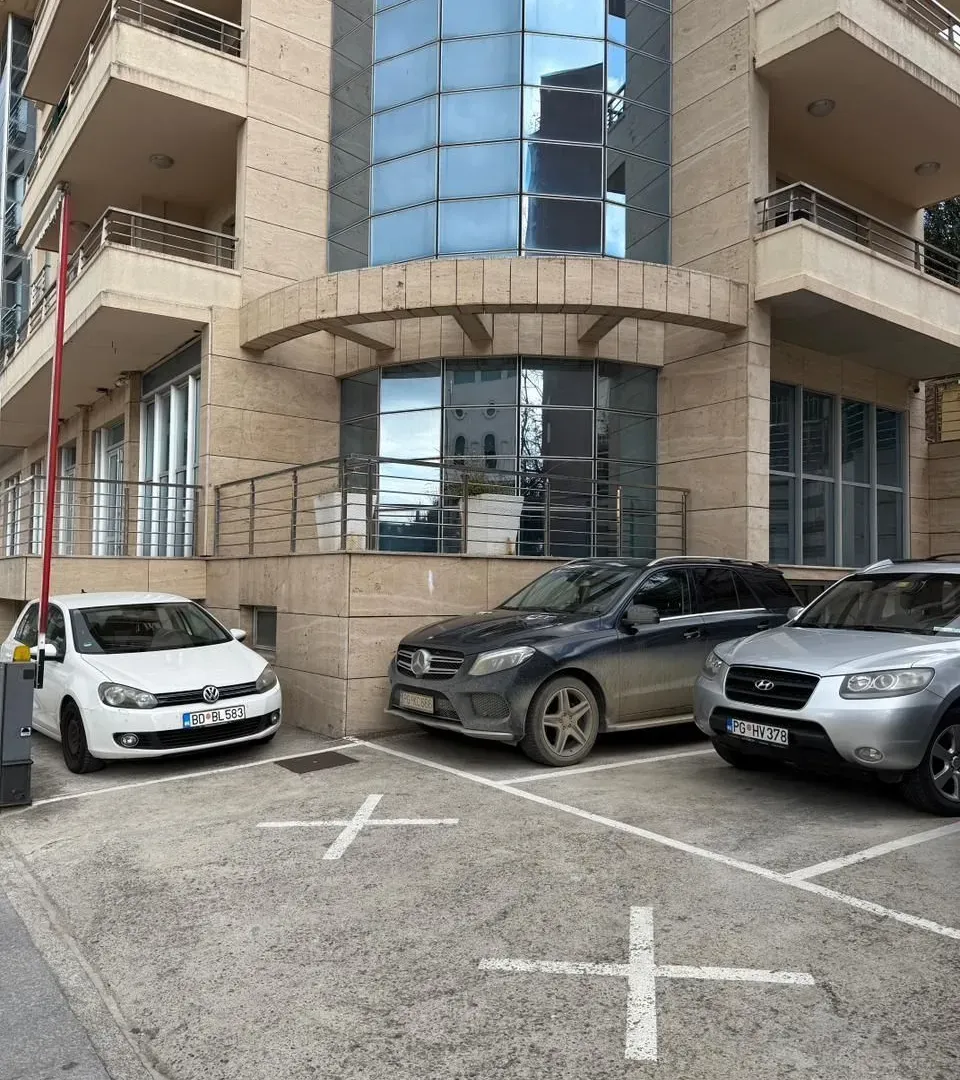 Rent, office space, 151m², Bečići, Budva