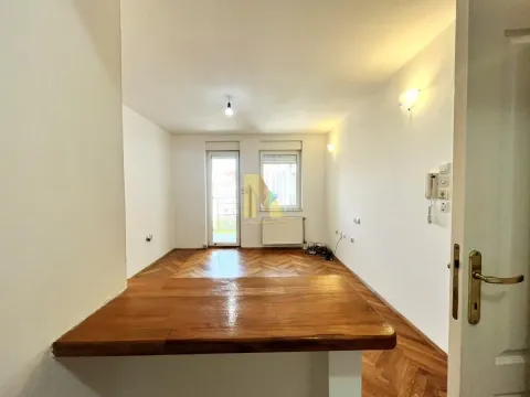 Sale, one bedroom apartment, 38m², Nova Detelinara, Novi Sad Sve Podlokacije - image 2