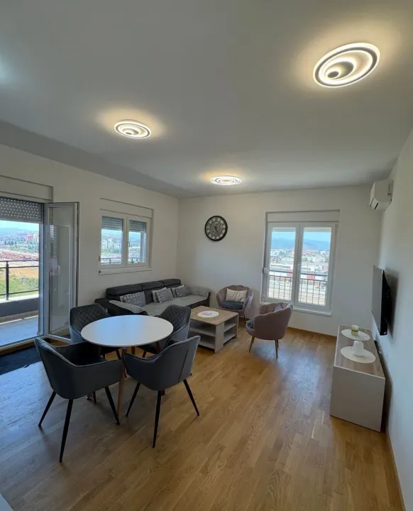 Daily-rent, two bedroom apartment, 65m², Stari Aerodrom, Podgorica