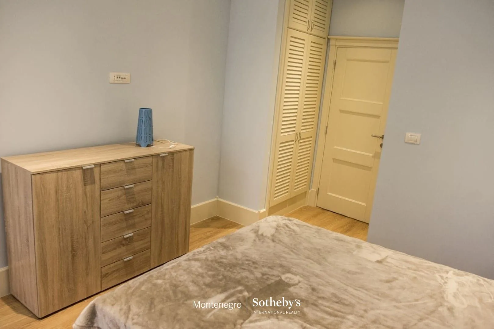 Sale, house, 326m², Stoliv, Kotor