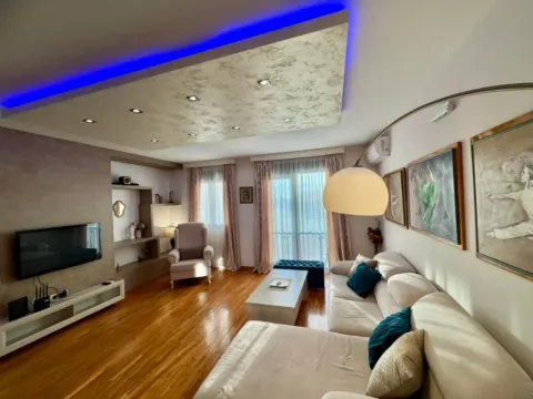 Rent, three bedroom apartment, 112m², Bečići, Budva - image 2