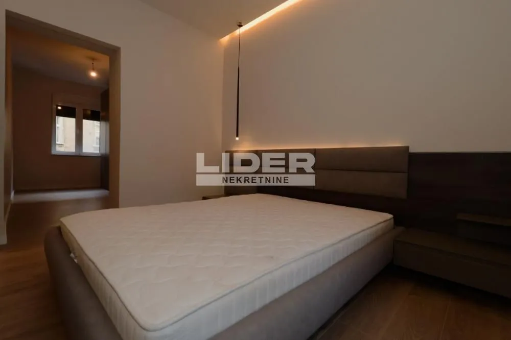 Sale, three bedroom apartment, 116m², Stari Grad, Beograd