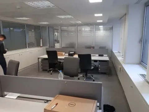 Izdavanje, poslovni prostor, 247m², Stari Grad, Beograd - image 4