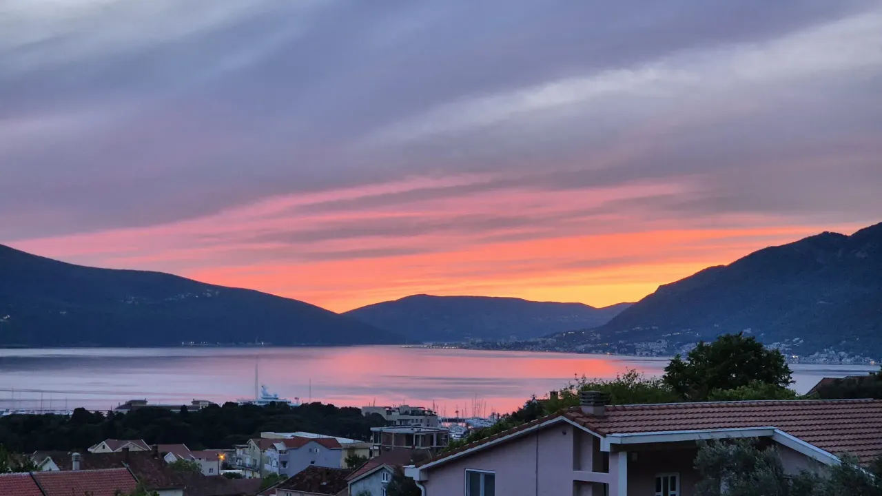 Prodaja, stan, 75m², Tivat, Crna Gora