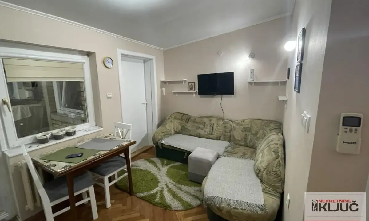 Sale, one bedroom apartment, 33m², Avijatičarsko naselje, Novi Sad Sve Podlokacije