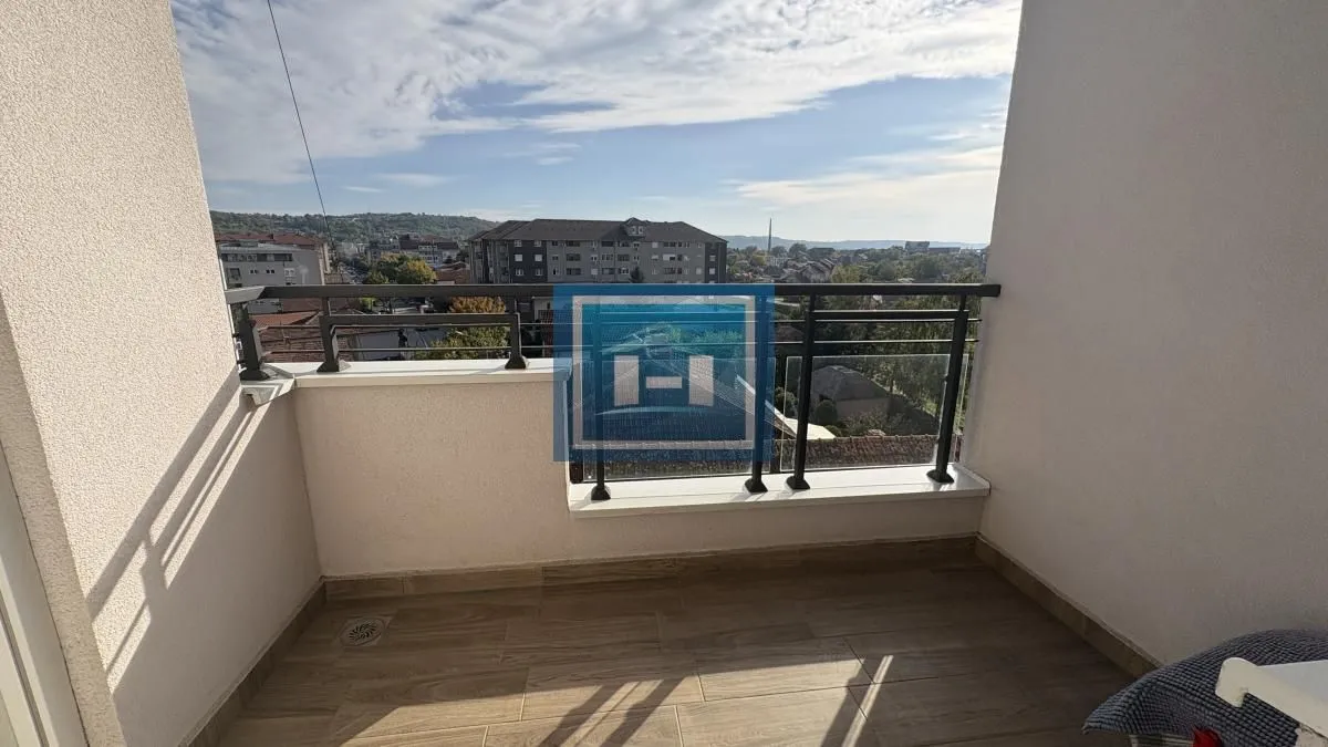 Izdavanje, jednosoban stan, 44m², Centar, Jagodina