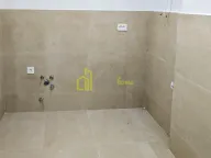 Prodaja, dvosoban stan, 69m2, Šušanj, Bar
