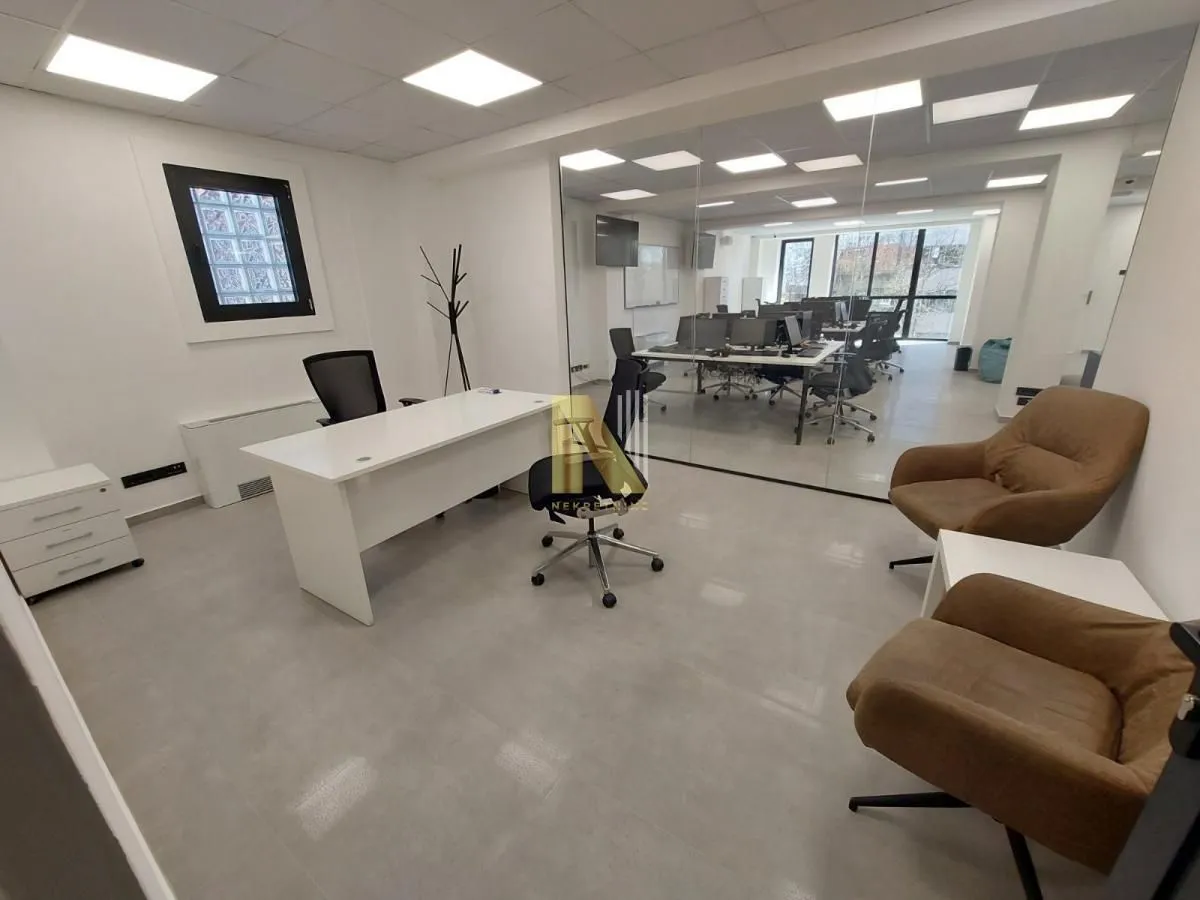 Rent, office space, 268m², Bulevar Oslobodjenja, Novi Sad Sve Podlokacije