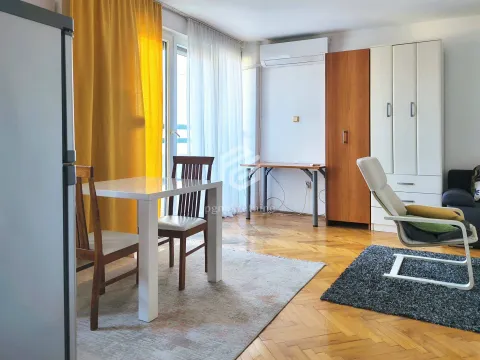 Prodaja, stan, 70m², Blok 6, Podgorica - image 4