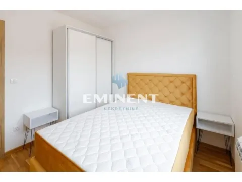 Izdavanje, dvosoban stan, 40m², Zemun Gornji Grad, Zemun Sve Podlokacije - image 7