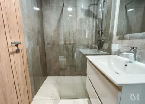 Izdavanje, jednosoban stan, 52m², Master Kvart, Podgorica - image 2