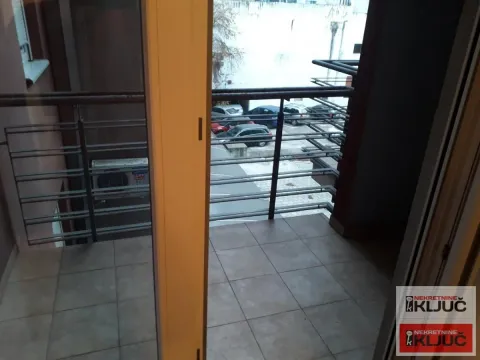 Izdavanje, jednosoban stan, 41m², Grbavica, Novi Sad Sve Podlokacije - image 7