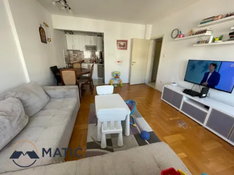 Prodaja, dvosoban stan, 44m², Bulevar patrijarha Pavla, Novi Sad Sve Podlokacije - image 2