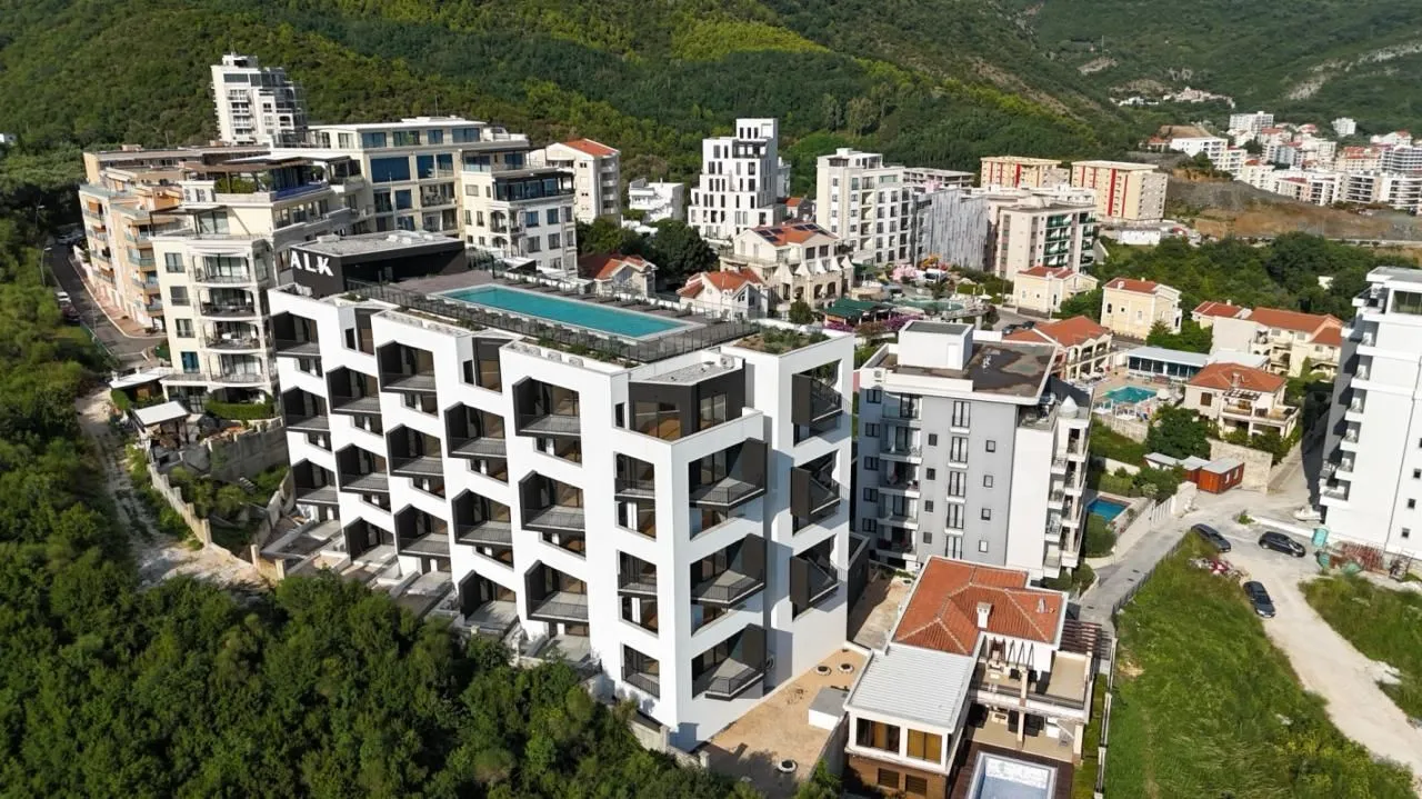 Sale, one bedroom apartment, 55m², Bečići, Budva