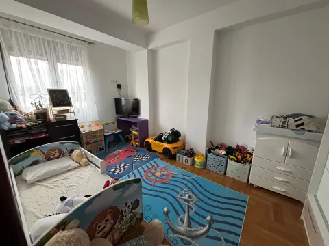 Sale, three bedroom apartment, 86m², Stari Aerodrom, Podgorica - image 9