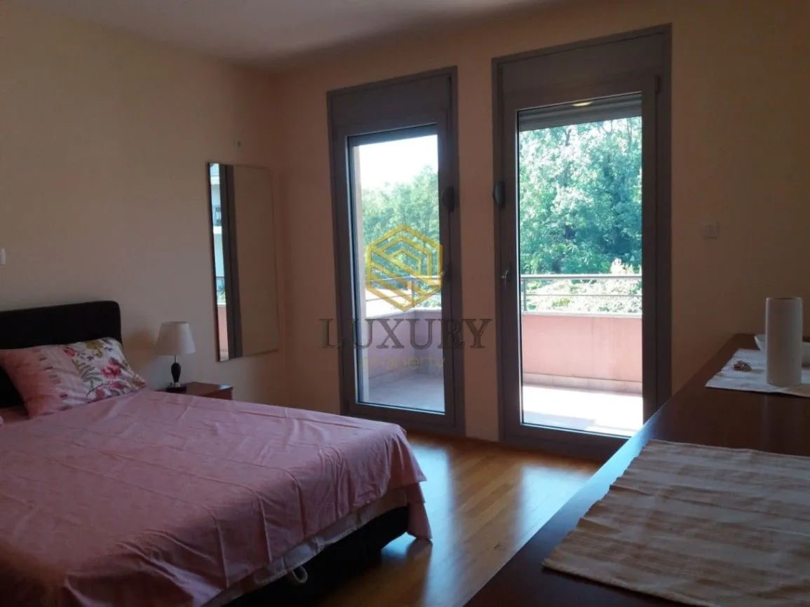 Rent, three bedroom apartment, 125m², Gorica C, Podgorica