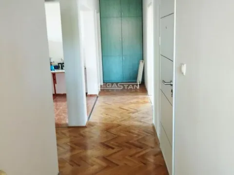 Prodaja, četvorosoban stan, 101m², Krnjaca, Palilula Sve Podlokacije - image 11