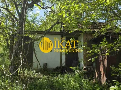 Kuća in Krčedin
