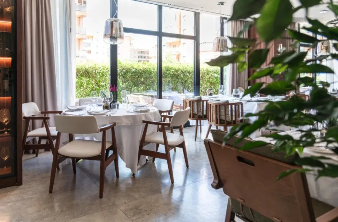 Prodaja, ugostiteljski objekat, 200m², City Kvart, Podgorica