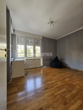 Prodaja, trosoban stan, 81m², Lekino Brdo, Voždovac Sve Podlokacije - image 10