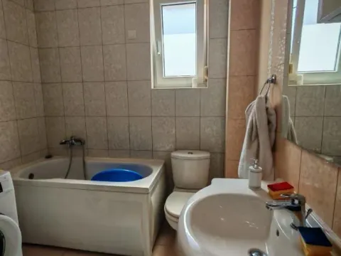 Izdavanje, trosoban stan, 107m², Cvetkova Pijaca, Zvezdara Sve Podlokacije - image 10